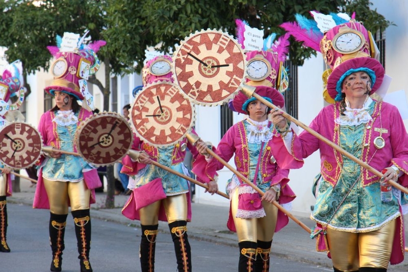Los Santos se prepara para el gran desfile de carnaval de este sábado