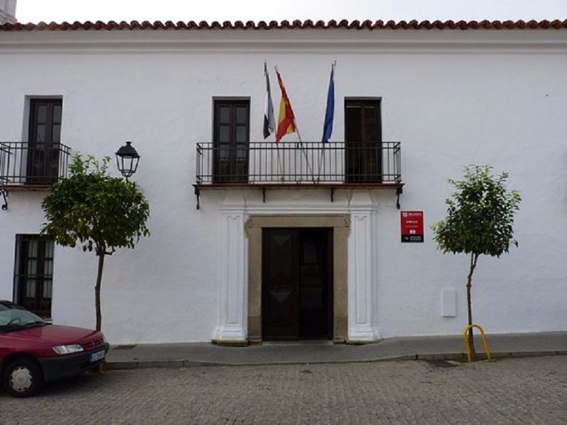 El Ayuntamiento de Burguillos del Cerro destina 8000 euros de festejos en los centros educativos y guarderías locales