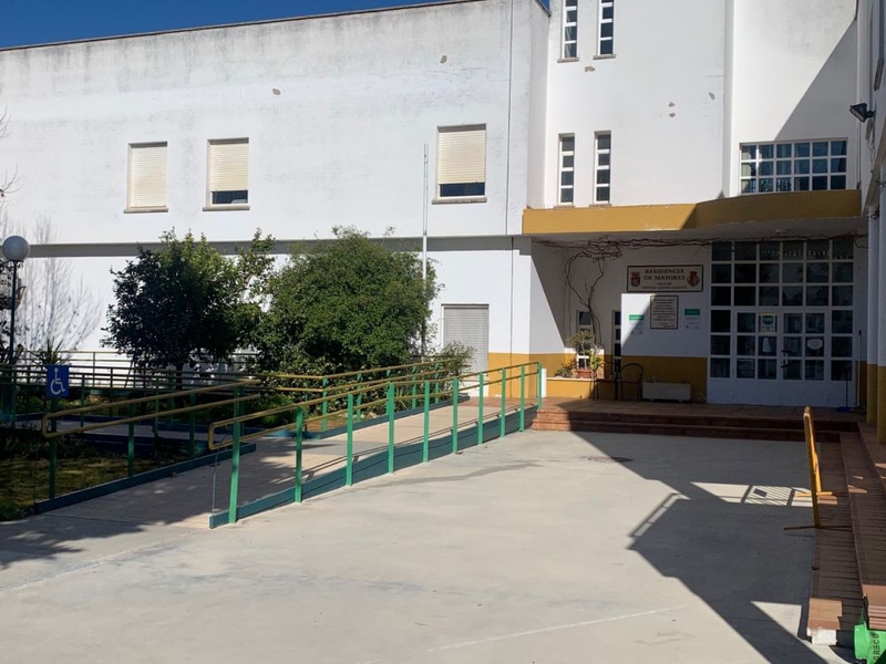 La Residencia de Mayores de Los Santos de Maimona confirma nuevos positivos a covid-19 entre residentes y trabajadores