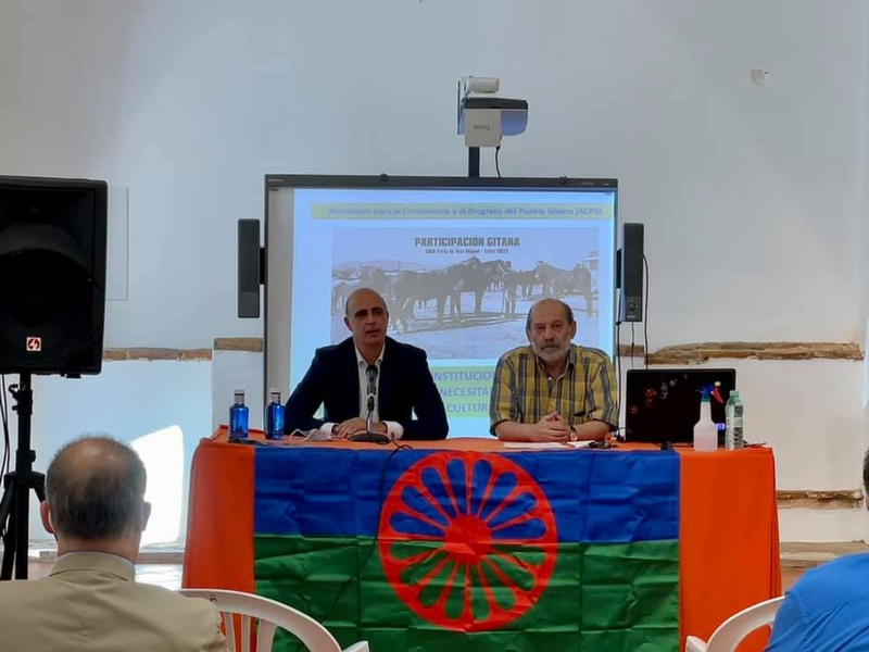 La Biblioteca Municipal de Zafra inaugura una nueva sección de libros de temática romaní