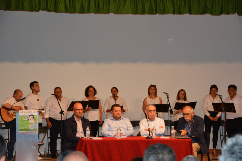 El escritor fontanés Antonio Rojas presenta su nuevo libro `¿Parar? ¿Por qué?