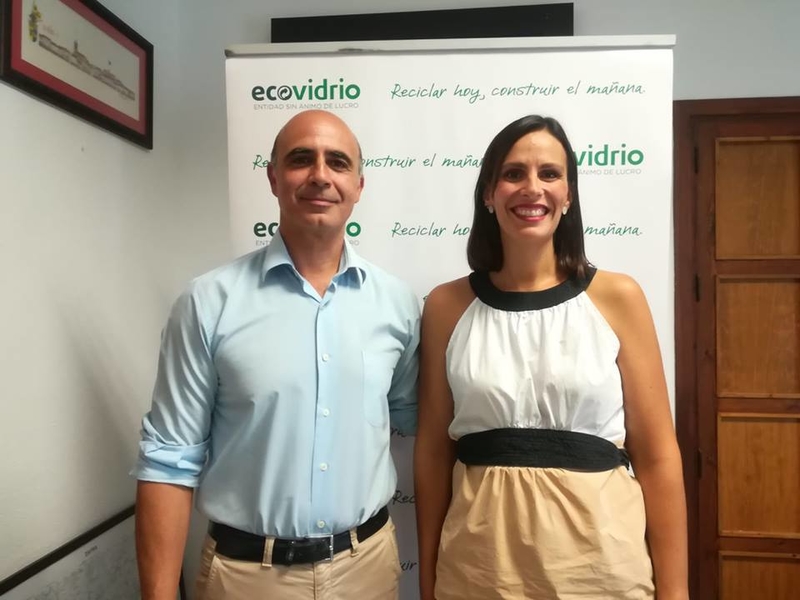 Ecovidrio y el Ayuntamiento de Zafra promueven el reciclaje de vidrio durante la Feria Internacional de Ganado 