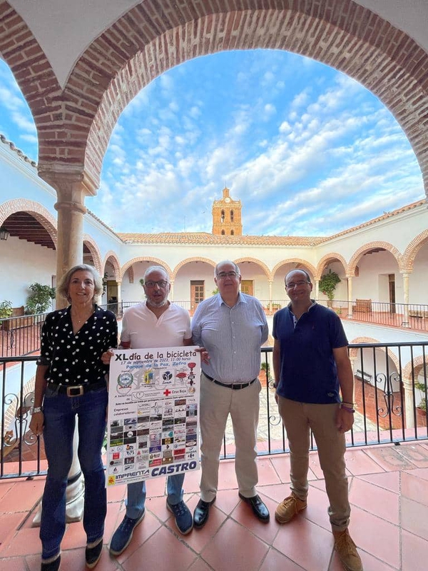 La Agrupacin Cicloturista de Zafra espera repartir ms de 2.000 dorsales en la comarca para el XL Da de la Bicicleta