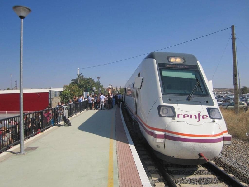 Renfe programa 56 trenes para viajar a Zafra el fin de semana con motivo de la Feria Ganadera