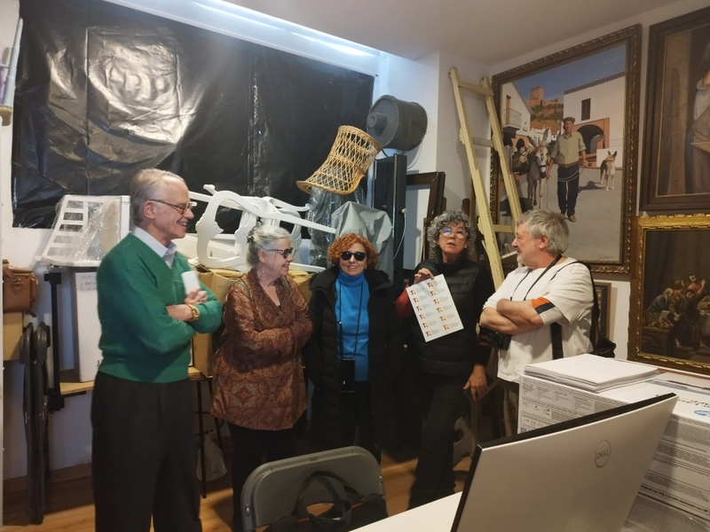Los mentores de la Fundación FBS se desplazaron a Fuente del Maestre para conocer y valorar el legado fotográfico de José Gordillo