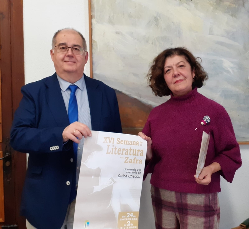 La XVI Semana de la Literatura en homenaje a Dulce Chacón será del 24 de noviembre al 2 de diciembre