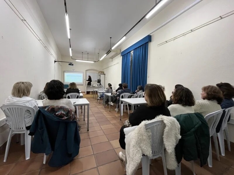 Unas 20 mujeres participaron en un taller en el que aprendieron a conocerse y cuidarse en Los Santos de Maimona