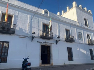 El Ayuntamiento de Los Santos de Maimona ha convocado 15 puestos de trabajo para la Romería de San Isidro 2024