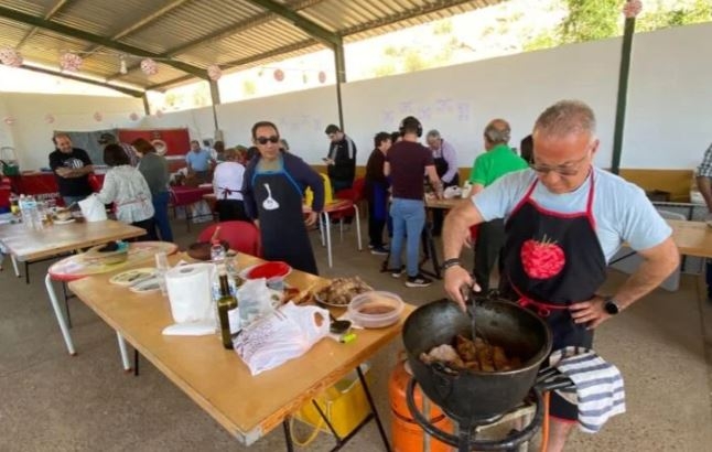 El Ayuntamiento de Los Santos de Maimona convoca los concursos gastronómicos de la Romería de San Isidro 2024