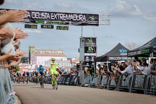 La Vuelta Ciclista a Extremadura 2022 comenzará en Zafra con una contrarreloj por equipos nocturna en un circuito urbano