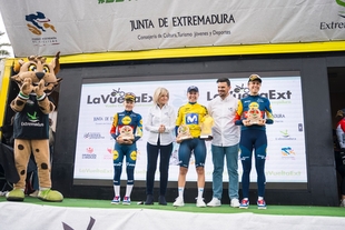 Mareille Meijering gana en Zafra la Vuelta Ciclista a Extremadura femenina tras tres días de competición