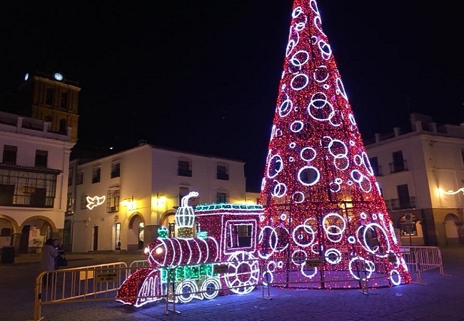 Zafra encenderá el alumbrado navideño este jueves 5 de diciembre con actividades sorpresa en la plaza Grande