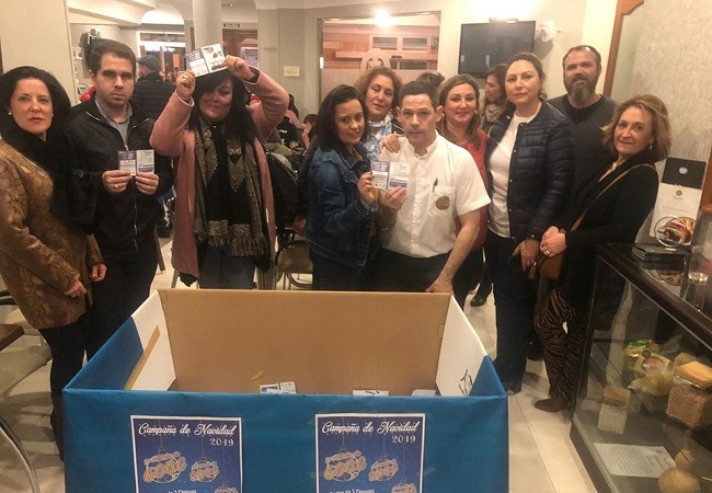 Los comerciantes y empresarios de Zafra han sorteado los tres cheques de la campaña de Navidad 2019
