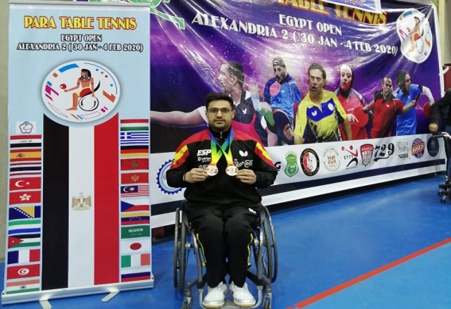 El fontanés Francisco Javier López consigue dos medallas de bronce en el Open Internacional de Tenis de Mesa en Egipto