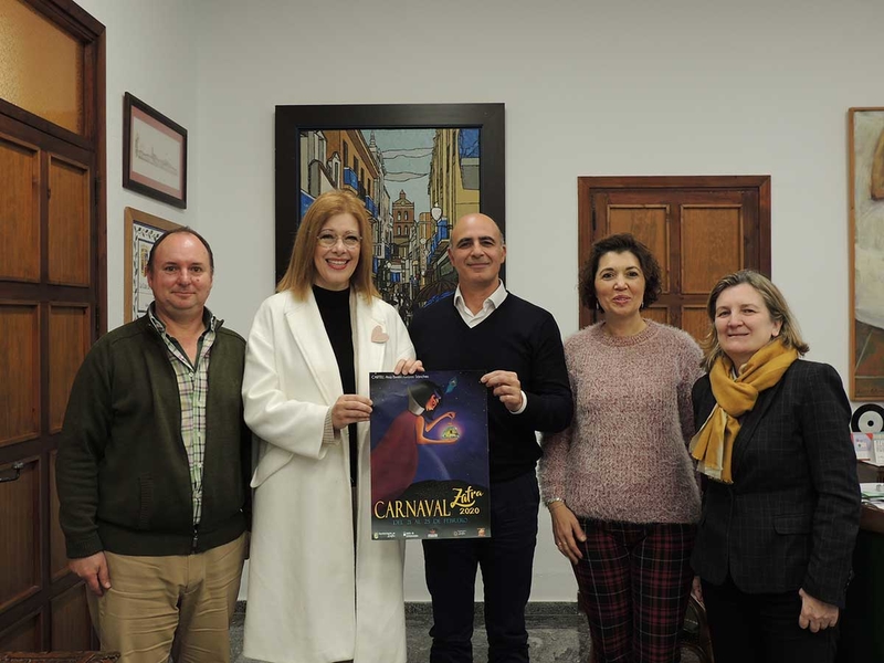 El Ayuntamiento de Zafra presenta el cartel anunciador del Carnaval 2020, de la artista local Ana Belén Álvarez