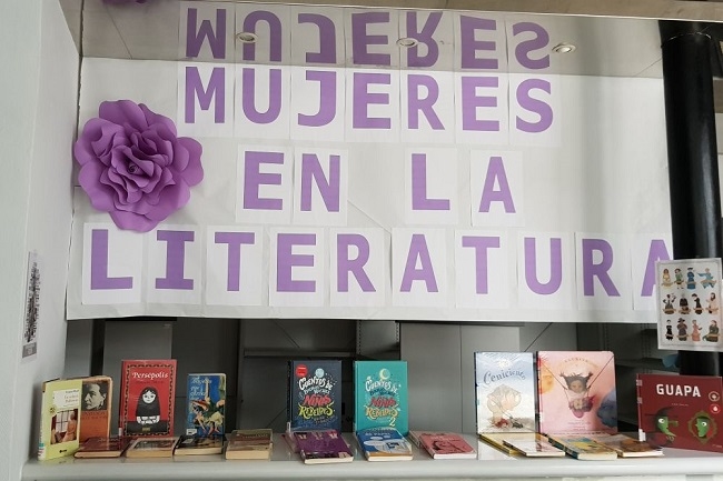 La Biblioteca de Los Santos de Maimona dedica marzo a la mujer en la literatura