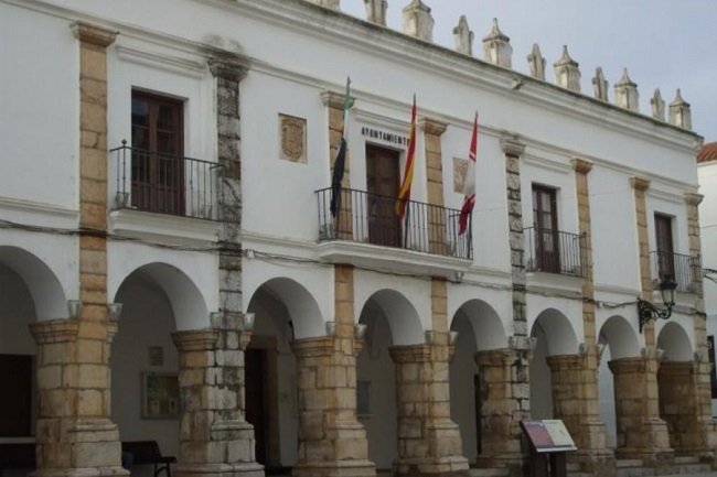 El Ayuntamiento de Fuente del Masestre ha tomado las primeras medidas preventivas para la población y empleados municipales frente al COVID-19