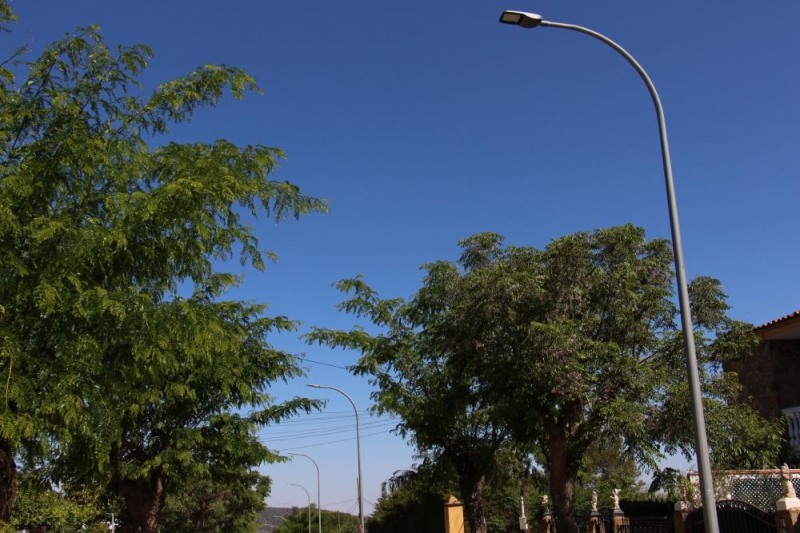 El Ayuntamiento de Los Santos de Maimona culmina la instalación de tecnología LED en las luminarias de toda la localidad