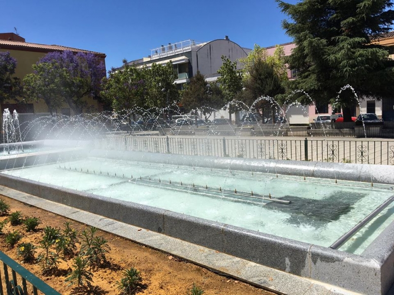 Presentada la remodelación de la fuente de la plaza José González Barrero de Zafra