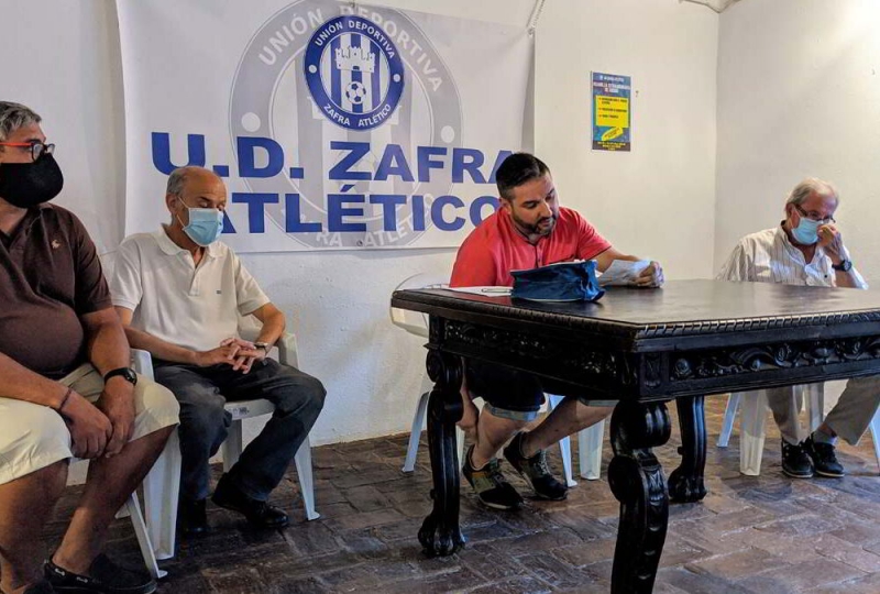 La UD Zafra Atlético cuenta desde ayer con una nueva Junta Directiva
