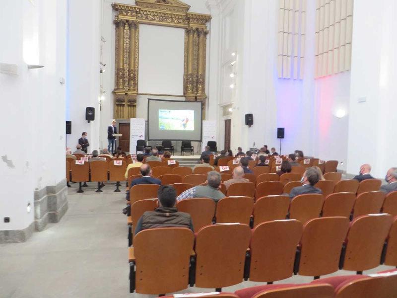 Encuentro ganadero en el Centro Cultural Santa Marina de Zafra en la mañana de hoy