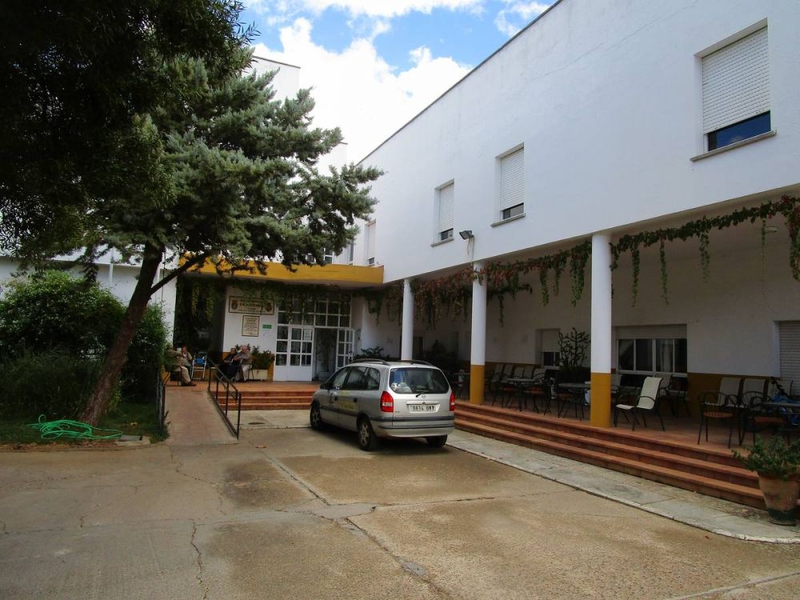 El Ayuntamiento de Los Santos de Maimona convoca dos plazas de enfermería para la Residencia de Mayores con carácter urgente