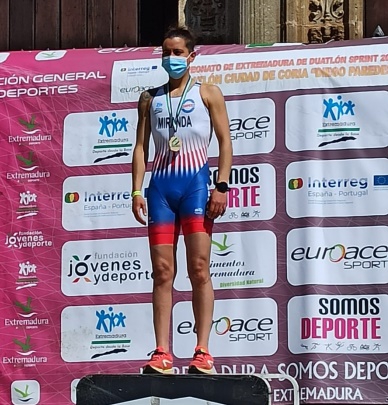 Cristina Miranda campeona de Extremadura de Duatlón en categoría Paratriatlón