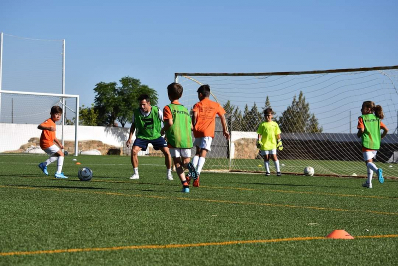 Celebrado en Fuente del Maestre el VII  Campus de Fútbol Mixto Verano 2021 `Jorge Troiteiro & Enjoy Keepers Academy