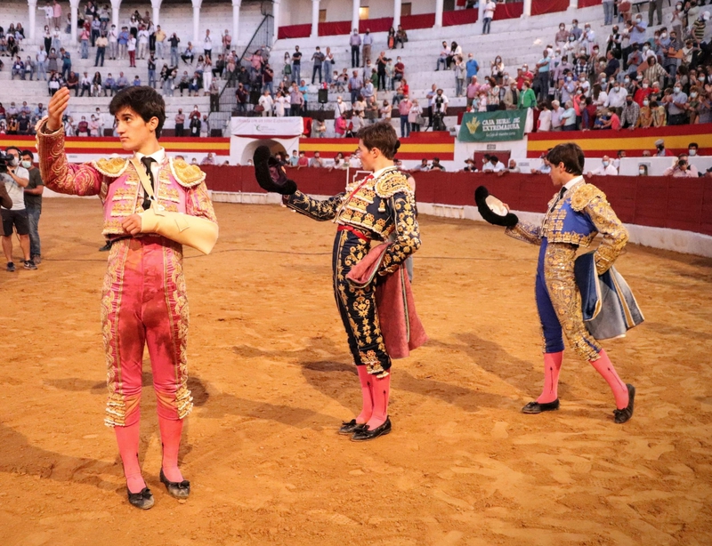Tristán Barroso se proclamaba ayer en Zafra como triunfador del IX Certamen de Clases prácticas de Escuelas Taurinas Trofeo Diputación de Badajoz