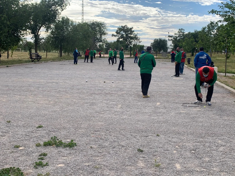 Este fin de semana se celebra en Los Santos las carreras de galgos y torneo de petanca de San Isidro