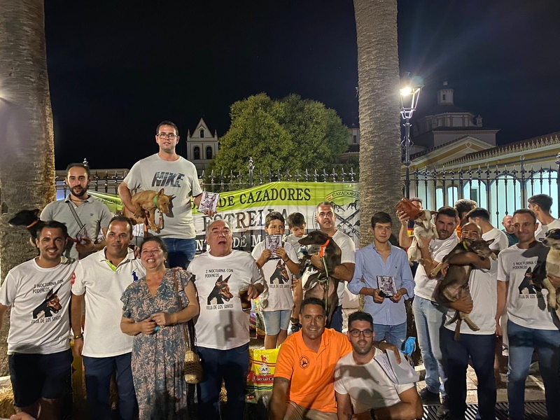 Éxito de participación y público en la primera edición de la Nocturna Santeña con Podencos Villa de Los Santos