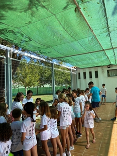 Unos 200 menores ha participado en el Campamento Multideportivo de este verano en Los Santos de Maimona