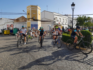 Cerca de 400 personas participaron en el Día de la Bicicleta de Fuente del Maestre
