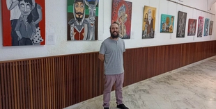 Víctor Mimbrero expone sus pinturas en la Casa de la Cultura de Los Santos de Maimona