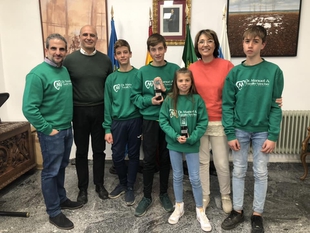 El equipo D de la Agrupacin de Ajedrez Ruy Lpez recibidos en el Ayuntamiento de Zafra