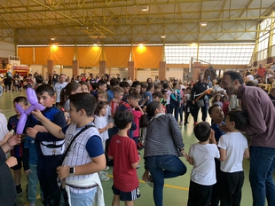 La Escuela Municipal de Deportes de Los Santos de Maimona clausuró el curso con una gran fiesta multideportiva