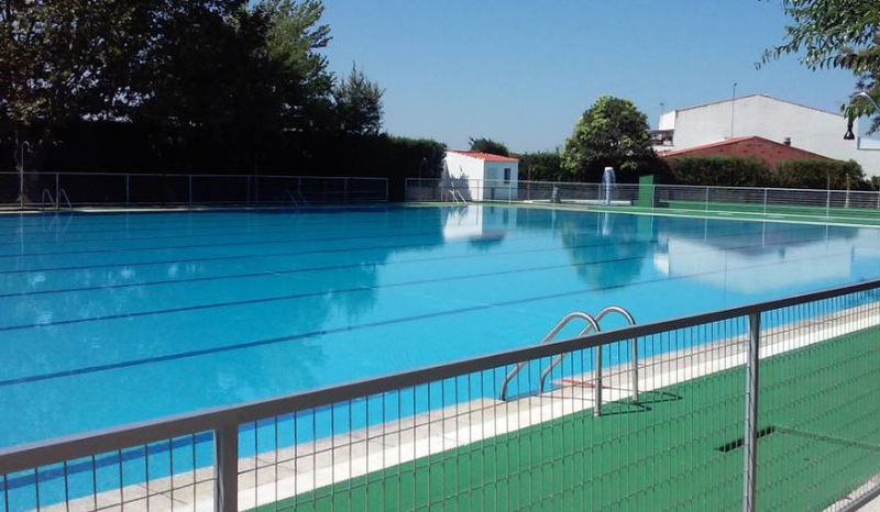 La Piscina Municipal de Valencia del Ventoso no abrirá este verano por la escasez de agua