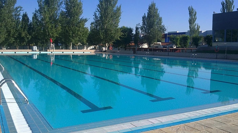 El ayuntamiento de Zafra intentará abrir la piscina municipal el día 10 de julio, como máximo, y explica las razones del retraso
