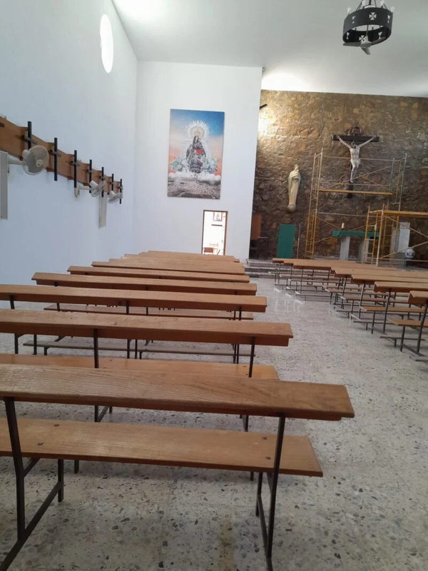 La Iglesia del Santo Ángel de Los Santos de Maimona reabre sus puertas tras las obras