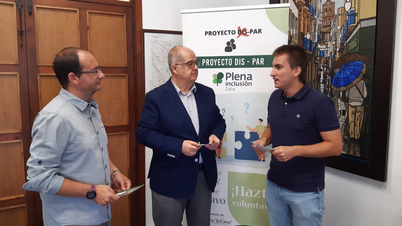 Plena Inclusión Zafra presentaba ayer en el ayuntamiento su proyecto inclusivo DIS-PAR