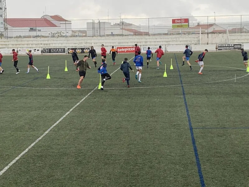 La Escuela Municipal de Deportes de Los Santos de Maimona inicia el curso con 600 inscritos