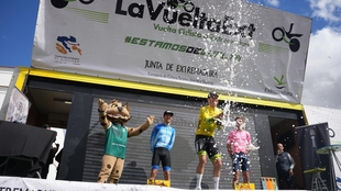 Ferre Geeraerts se proclama en Los Santos de Maimona campeón de la Vuelta Ciclista a Extremadura 2025