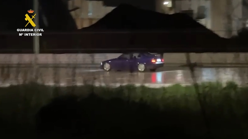 La Guardia Civil denuncia a los conductores de cinco vehículos por conducir de manera temeraria en término municipal de Alconera