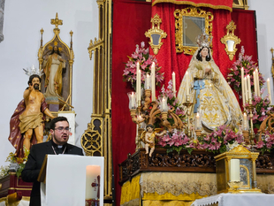 Alejandro Campos exaltó a la Virgen María, protagonista de la mayor historia de amor jamás contada, en Fuente del Maestre