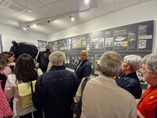 Continúa en Fuente del Maestre la exposición `Las huella de José Gordillo: un artista en las márgenes del Arte´