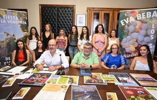 Fiesta de la Vendimia y el Programa Cultural de la Uva Eva o Beba de Los Santos de Maimona