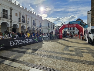 La fontanesa M. Carmen Chaves y el portugués Bruno Paixao ganaron la XIX Prueba Urbana `Ciudad Fuente del Maestre´