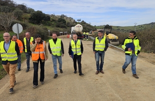 Obras de emergencia en las carreteras Zafra-Fregenal y Zafra-Barcarrota, dañadas por las borrascas