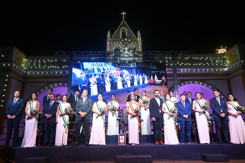 Los Santos de Maimona celebró un brillante y multitudinario acto institucional de la Fiesta de la Vendimia
