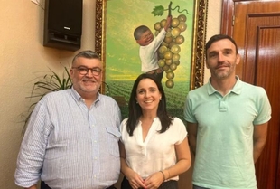 Los Santos de Maimona y Pineda del Mar refuerzan sus lazos de hermandad y amistad